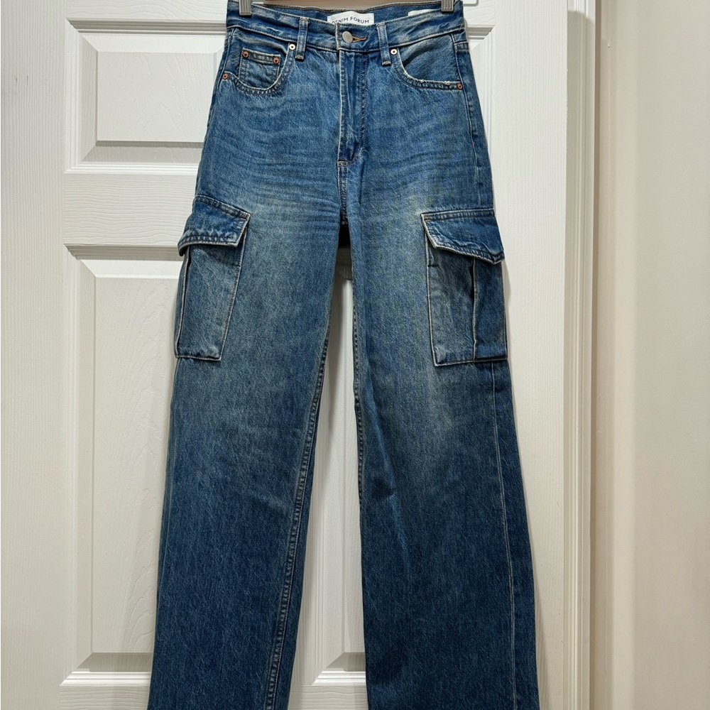 Aritzia Denim Forum: The Farrah Hi-Rise Cargo Jeans Size 24